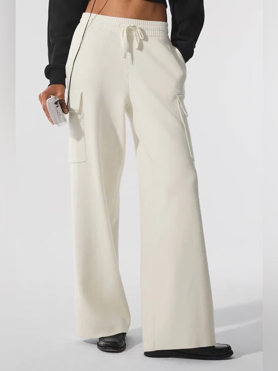 ALO Yoga Pants - Alo Scholar Knit Cargo Pants Ivory High Waist Wide Leg Small